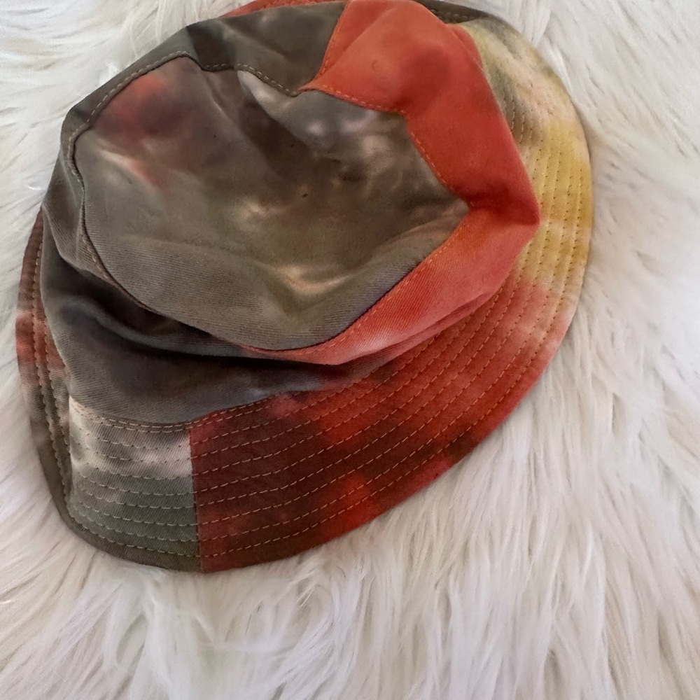 Tie-Dye Reverse-able Bucket Hat - Picture 2 of 4
